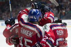 Demolice Švédska nabídla jásot premiérových střelců i peprný vzkaz svazu