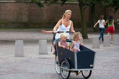 Děti na kole na mnoho způsobů: nosiče, tandemy i vozítka