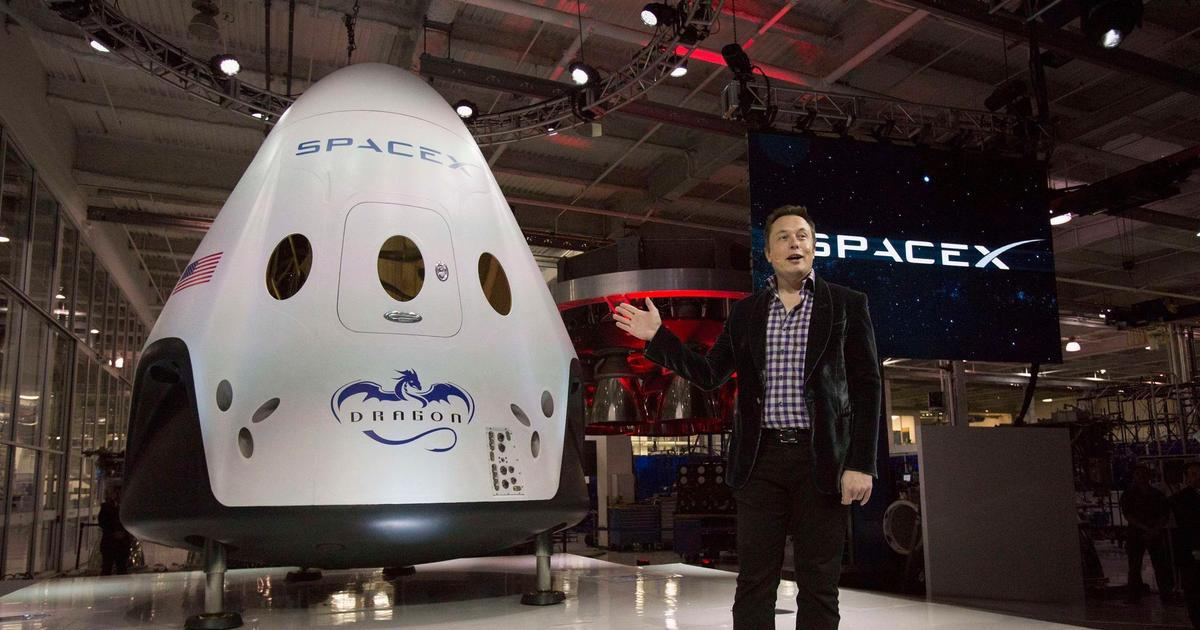 Akcie SpaceX klesly pod úroveň, se kterou v červnu vstoupily na burzu
