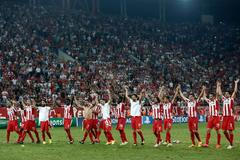LM, Olympiakos-Atlético: hráči Olympiakosu slaví vítězství