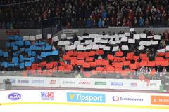 Tři korunky zneuctily českou vlajku, přišla nejvyšší porážka v sezoně