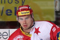 Juraj Valach, obránce HC Slavia Praha