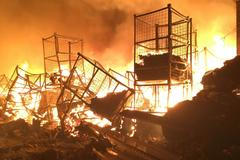 Požár skladu s textilem v Olomouci