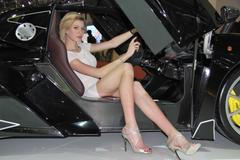 autosalon Ženeva modelky - arash 2