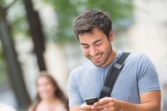 Mobil telefon displej esemesky internet v mobilu