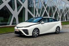 Toyota Mirai - hlavní