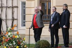 Přílet čínského prezidenta za Zemanem a Lány