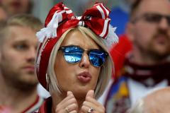 Fanoušci na MS b hokeji 2016