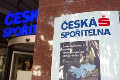 Poplatek za porno? Banka jak Velký bratr určuje, za co máte utrácet, to je špatně, tvrdí ekonom