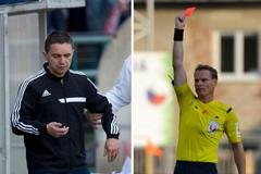 Rozhodčí Marek Pilný a Jiří Jech