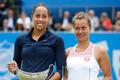 Barbora Strýcová společně s Madison Keysovou po finálovém zápase v Birminghamu