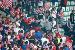 Euro 2016,Česko-Chorvatsko: výtržnosti chorvatský fanoušků
