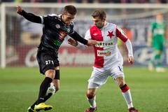 SK Slavia Praha - FC Hradec Králové: Levani Kenia - Daniel Trubač