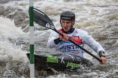 Vodní slalomáři ve Veltrusech 2016