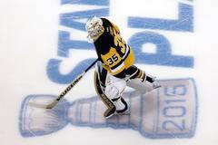 Rangers bez Lundqvista i dlouhé čekání na gól. V NHL se rozjelo play-off