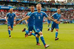 Euro 2016, Slovensko-Wales: Ondrej Duda (8) slaví gól na 1:1