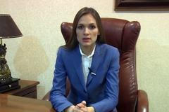 Mladé političce hrozí za kritiku Putina vězení. Myslete na své děti, varovali ji