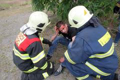 Cvičení hasičů při havárii vlaku