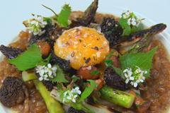 Nový šéfkuchař restaurace Cihelny Vojtěch Václavík nám připravil špaldové rizoto