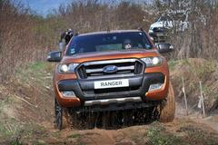 Ford Ranger - 3 terén