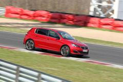 Peugeot 308 GTI - 5 zatáčka bok