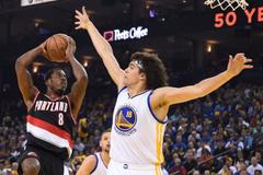Al-Farouq Aminu (Portland Trail Blazers) a (Anderson Varejao) Golden State Warriors