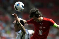 Nejdřív Gangnam Style, potom marná česká snaha. Tak Korejci vyplenili Eden