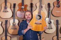 Hraje na ně Glen Hansard i Suzanne Vega. Takhle se na Moravě rodí kytary Furch