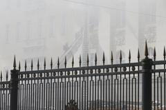 Rusko požár ministerstva obrany Firefighters work to extinguish fire at Russian Defence Ministry's building in central Moscow