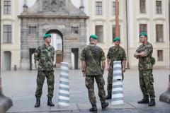 Fronty na Pražském hradě kvůli novým bezpečnostním opatřením