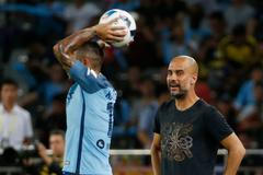 Pep Guardiola v přípravě na sezonu 2016-17