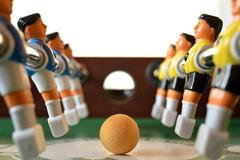 Robot poráží lidi ve stolním fotbale. Příště si to rozdá s jiným robotem