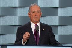 Michael Bloomberg označil Donalda Trumpa za podvodníka