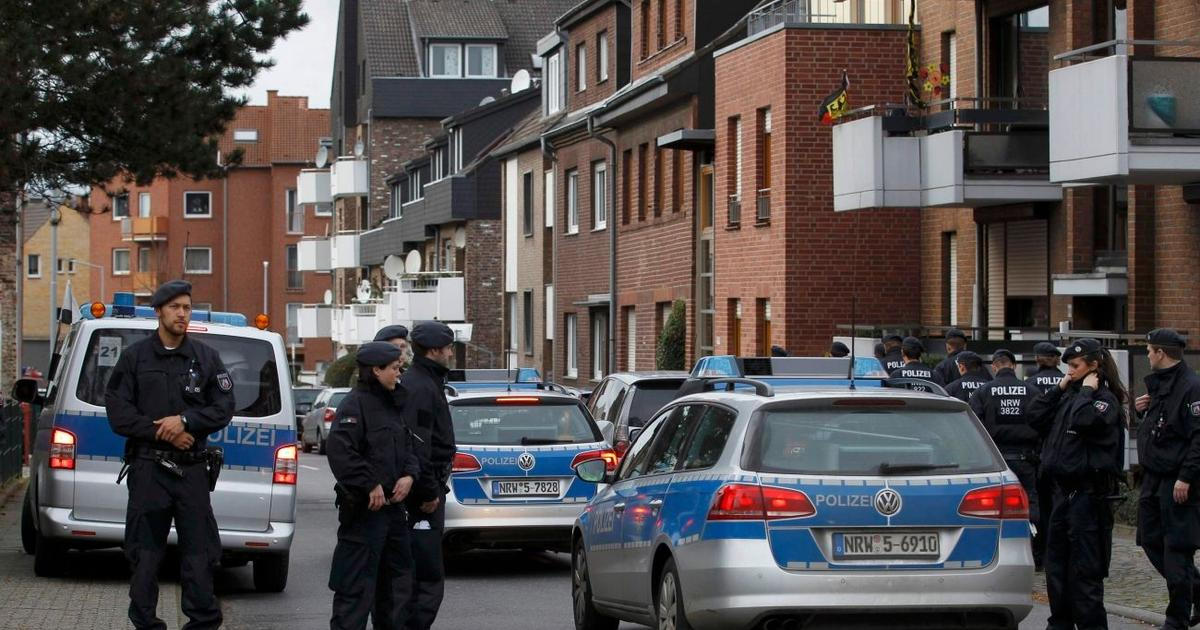 Neznámý pachatel v metru v centru Paříže bodnou zbraní zranil tři ženy