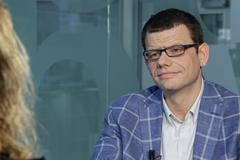 Do politiky vysíláme to nejhorší, 9 z 10 politiků bych nezaměstnal, jsou to loutky, říká Jaroš