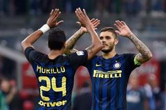 Fotbalisté Interu Milán slaví výhru nad Juventusem (Icardi)