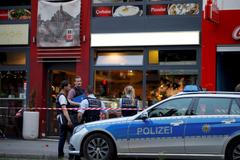 Policie před místem útoku v Reutlingenu