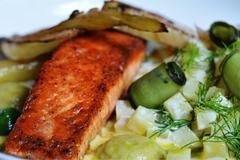 Restaurace Nejen Bistro láká na lososa s fenyklem