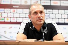 Tisková konference a trénink Viktorie Plzeň před 3. předkolem Ligy mistrů 2016