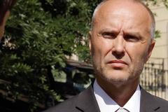 Konvička? Exhibicionista, vyhodit ani zavřít ho ale za jeho názory nemůžeme, říká děkan