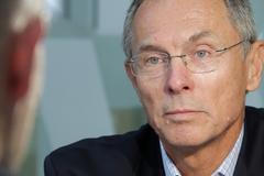 Vztah Klause a Zemana k Rusku? Prezident už není na Západ zván, ČR to nepomáhá, říká Švejnar