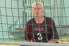 Šedesátiletý ukrajinský volejbalista se vrací do bojů paralympiády