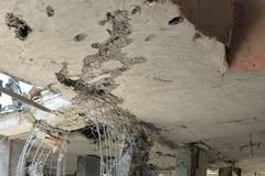 Poničená budova tureckého parlamentu po pokusu o státní převrat