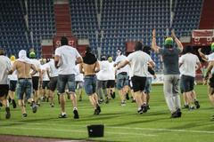 FNL, Baník-Opava: fanoušci Baníku na hřišti