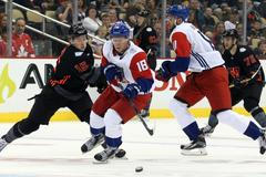 Příprava před SP, Česko-Výběr Severní Ameriky: Ondřej Palát (18) - Jack Eichel (15