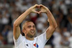 Baník Ostrava, MAREK HLINKA, fotbalista, sportovec, radost, gesto, srdce