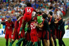 Euro 2016, finále Francie-Portugalsko: Portugalci slaví gól na 0:1
