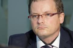 Důchod v 65 letech? Lež a populismus, penze budou směšně nízké, tvrdí ekonom Pikora