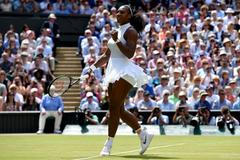 Serena Williamsová slaví postup do finále Wimbledonu 2016