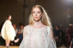 Ostrov Tiché krásy, charitativní módní přehlídka na podporu neslyšících